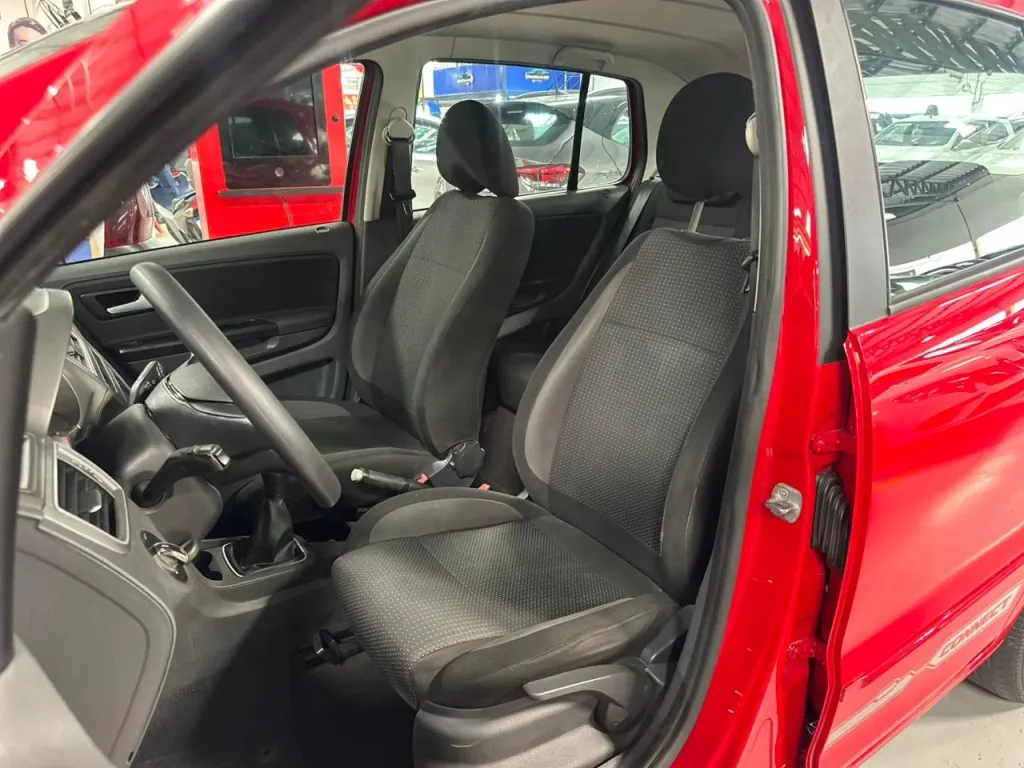 Volkswagen Fox 1.6 MSI TOTAL FLEX CONNECT 4P MANUAL