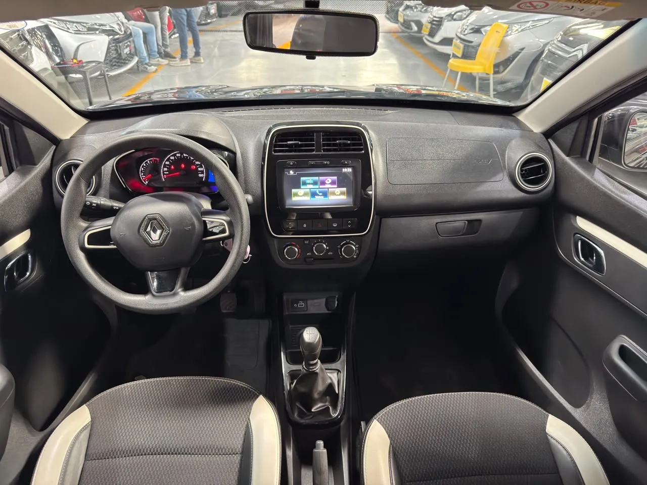 Renault KWID Intense 1.0 Flex 12V 5p Mec.