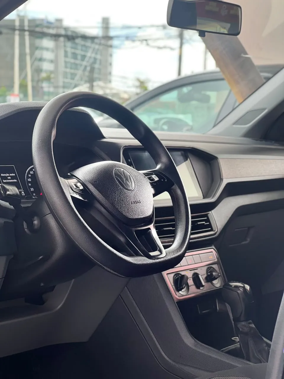 Volkswagen T-CROSS 1.0 200 TSI TOTAL FLEX SENSE AUTOMÁTICO