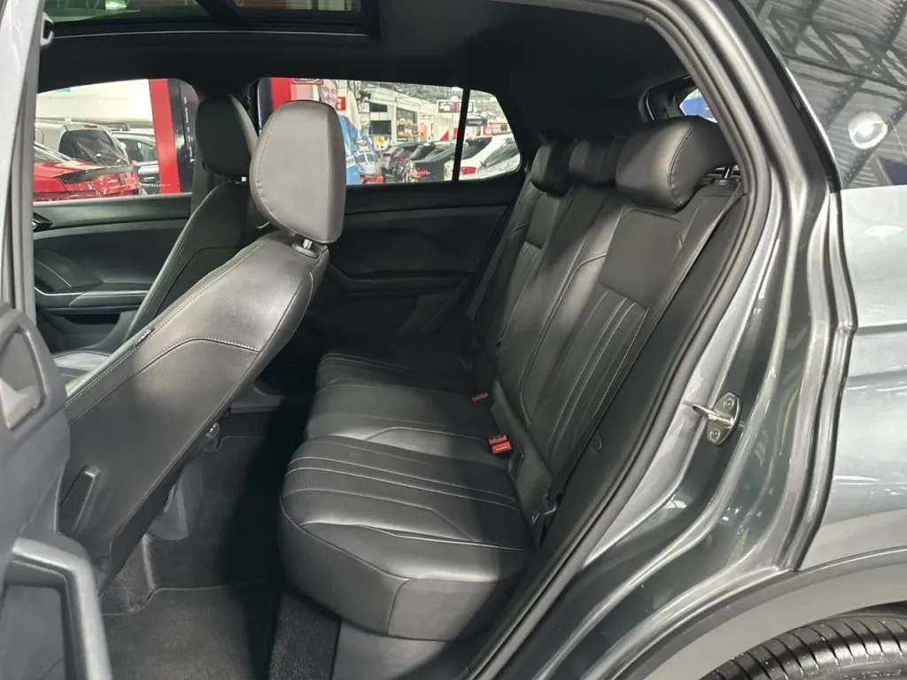 Volkswagen T-Cross 1.4 250 TSI TOTAL FLEX HIGHLINE AUTOMÁTICO