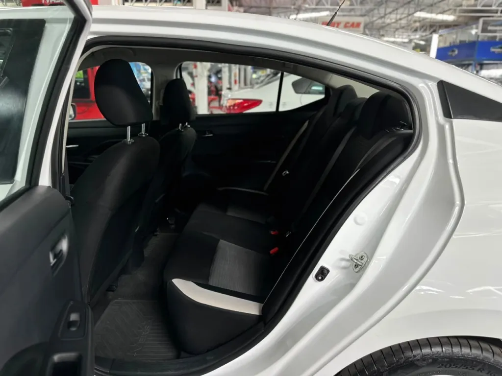 Nissan Versa 1.6 16V FLEX ADVANCE XTRONIC