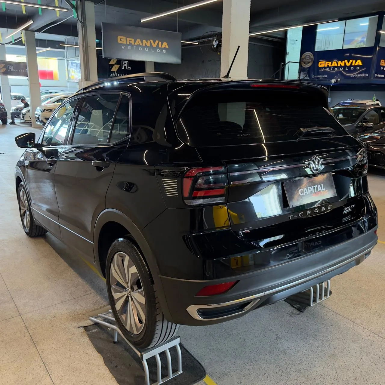 VW - VolksWagen T-Cross Comfor. 200 TSI 1.0 Flex 5p Aut.