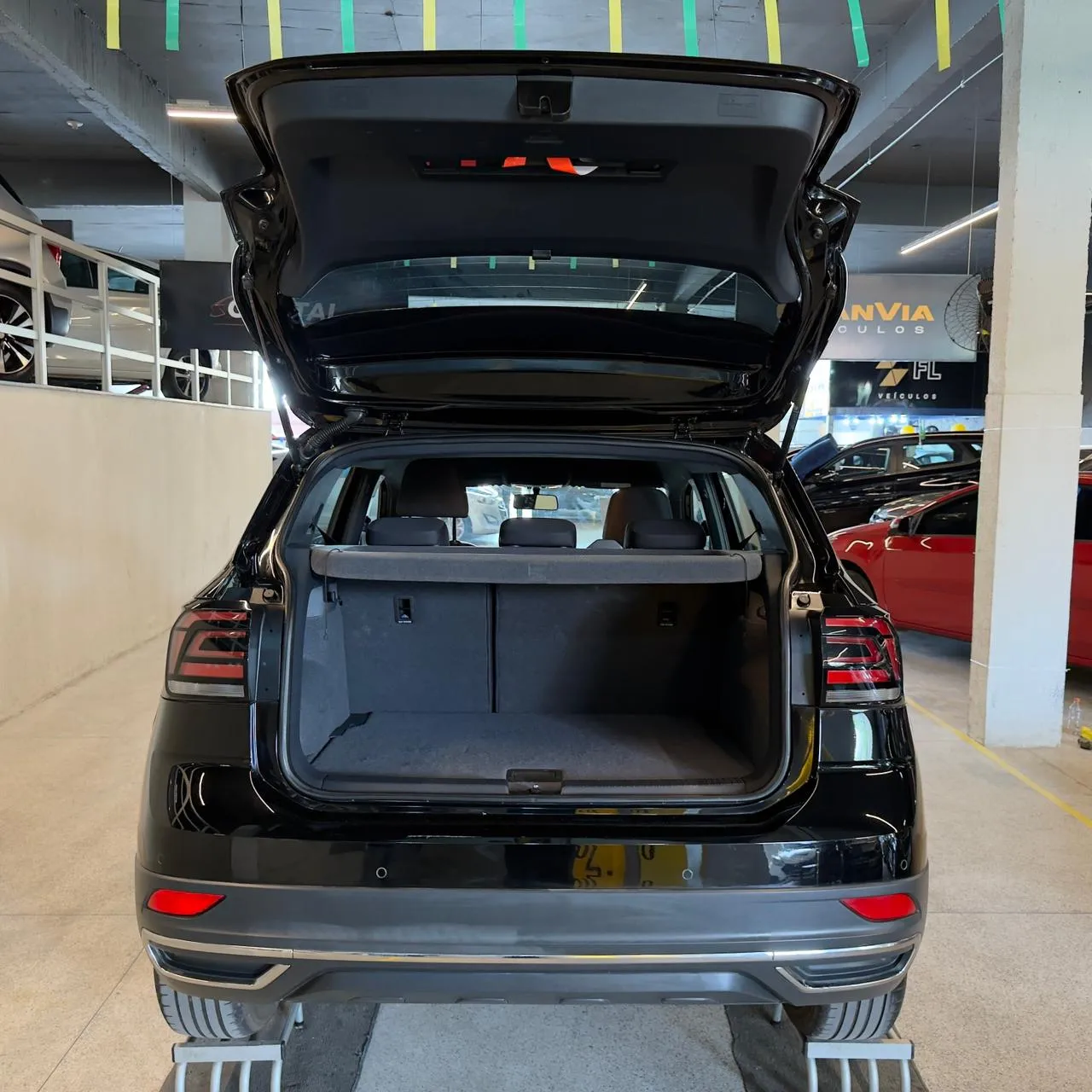 VW - VolksWagen T-Cross Comfor. 200 TSI 1.0 Flex 5p Aut.