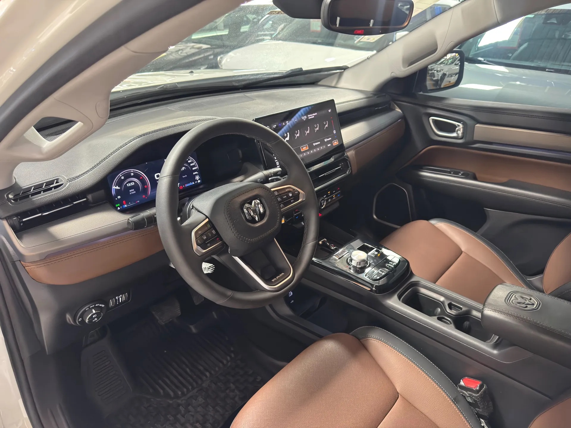 RAM RAMPAGE LARAMIE DS LARAMIE 2.2 TB CD 4X4 Die. Aut.