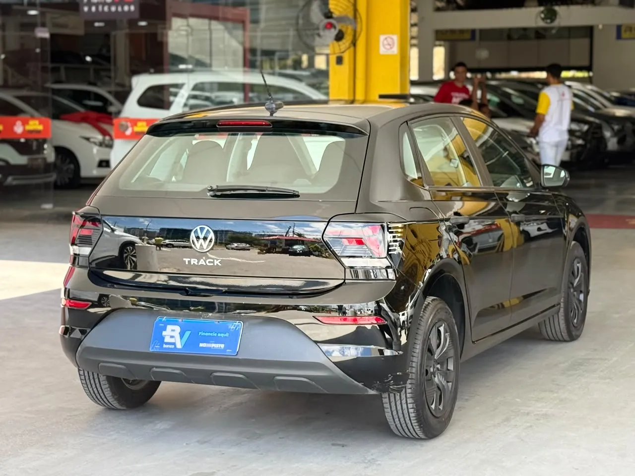 Volkswagen POLO 1.0 MPI TRACK MANUAL