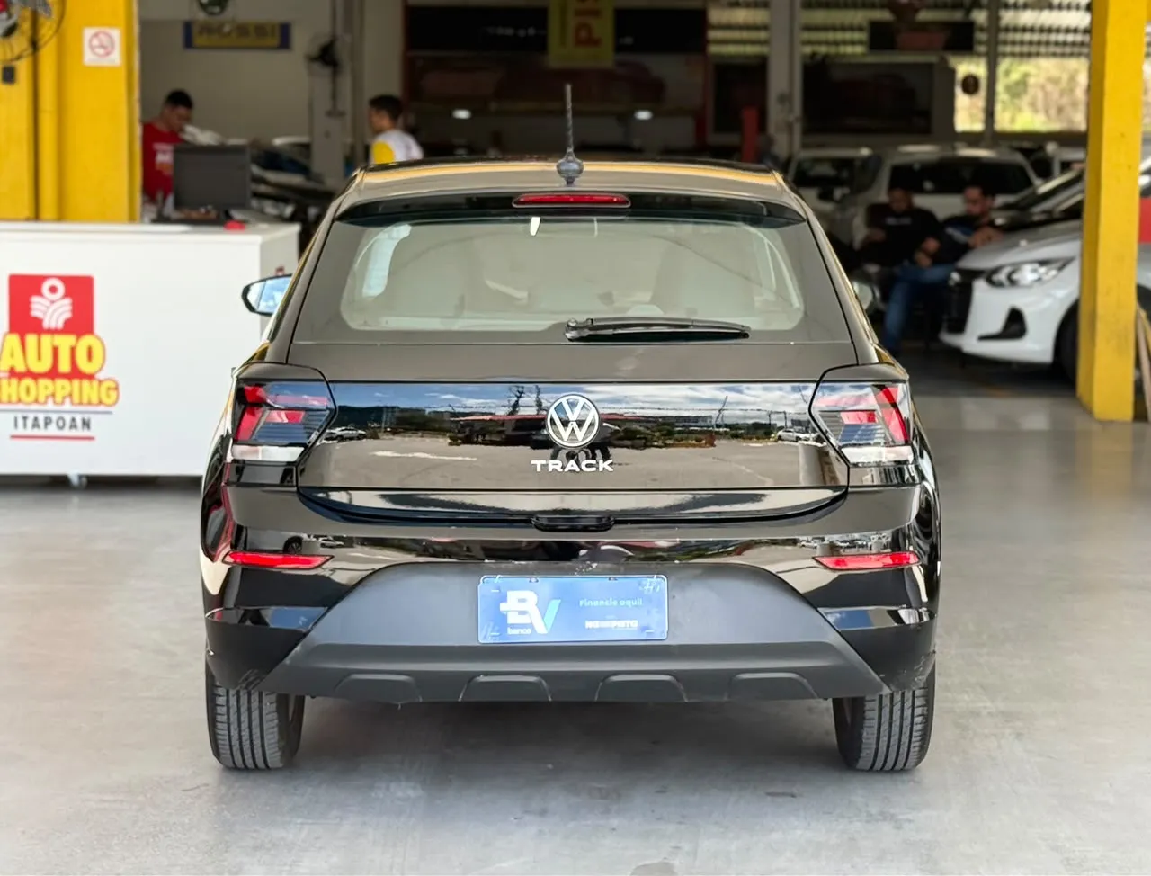 Volkswagen POLO 1.0 MPI TRACK MANUAL