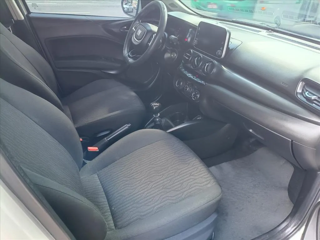 Fiat Cronos 1.0 FIREFLY FLEX DRIVE MANUAL