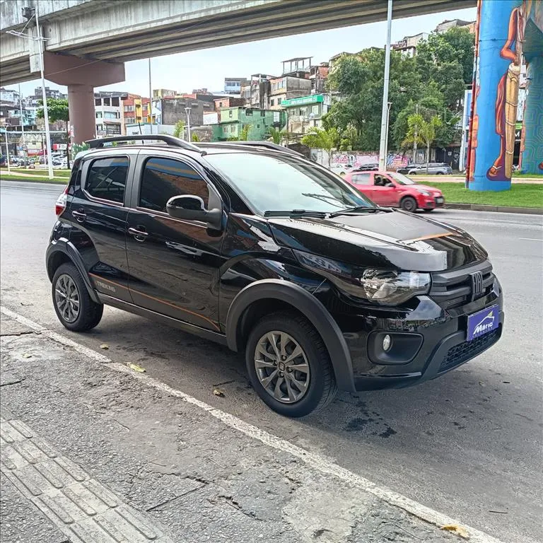 Fiat Mobi 1.0 FIREFLY FLEX TREKKING MANUAL