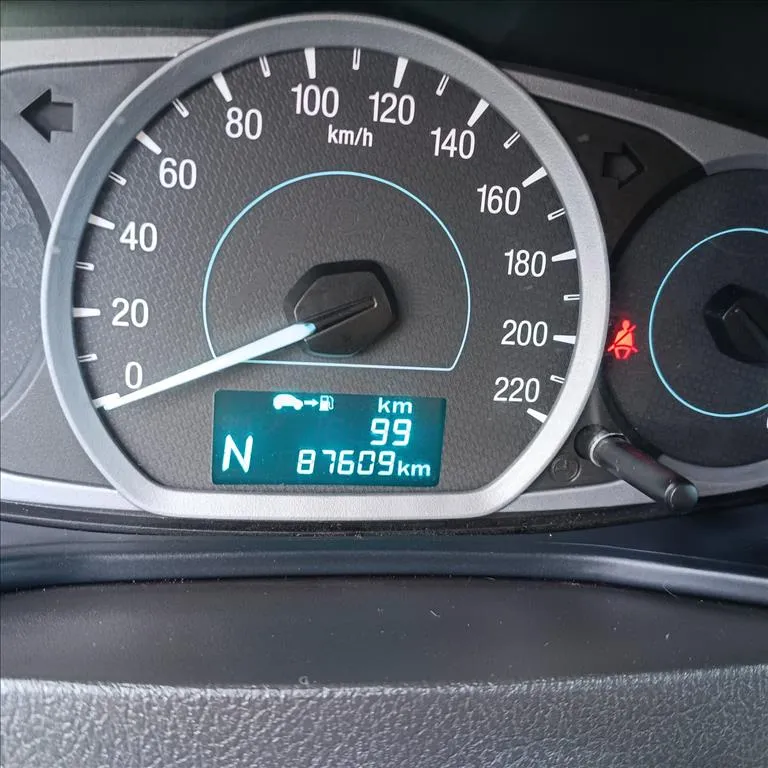 Ford Ka 1.5 TI-VCT FLEX SE AUTOMÁTICO