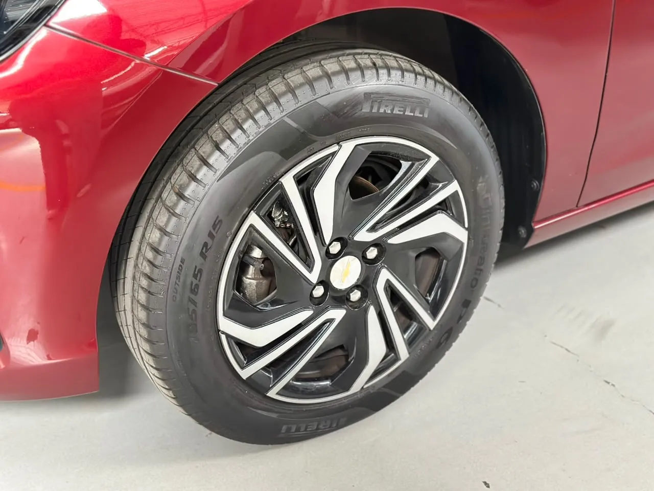 GM - Chevrolet ONIX 10MT HB HATCH 1.0 12V Flex 5p Mec.