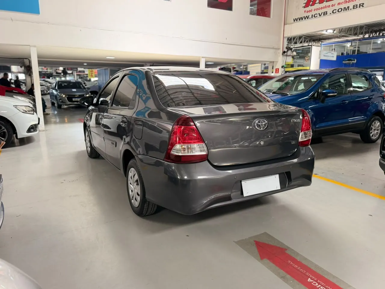 TOYOTA ETIOS 1.5 FLEX AUTOMÁTICO