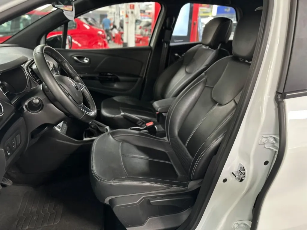 Renault Captur 1.3 TCE FLEX ICONIC X-TRONIC