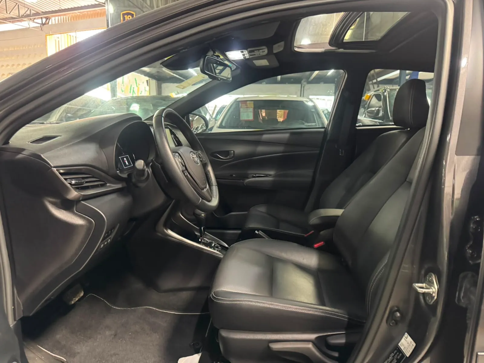 Toyota YARIS Yaris XLS CONECT 1.5