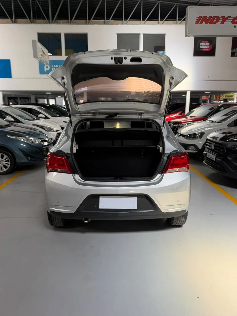 CHEVROLET ONIX 1.4 HATCH ACTIV 8V FLEX 5P AUTOMÁTICO