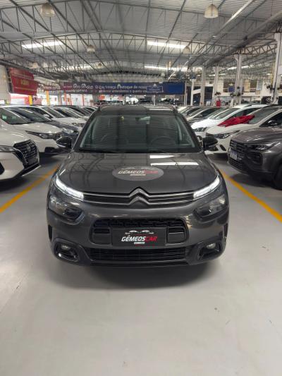 SUV